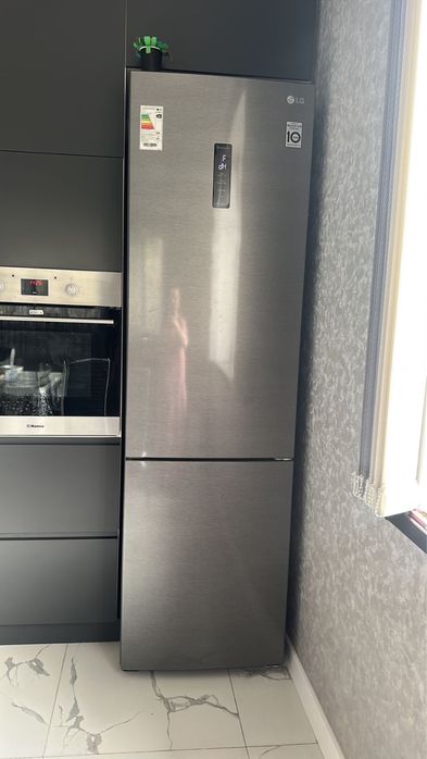 Продажа холодильников