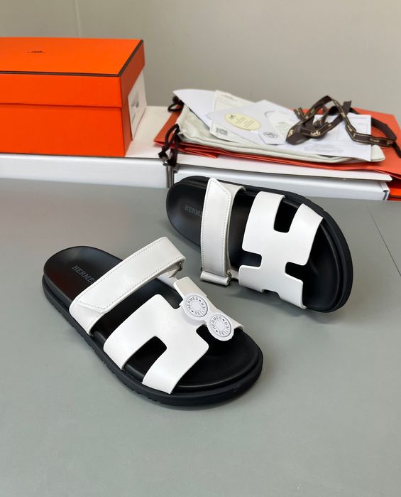 Papuci Hermes Alb Negru