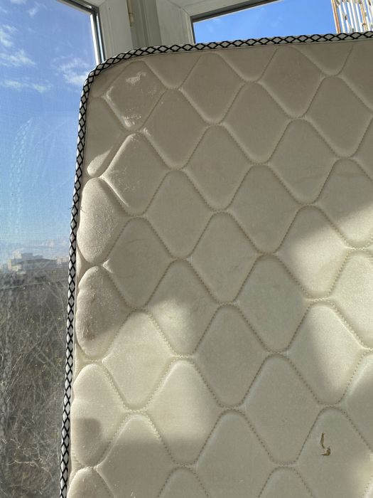 Продаю б/у матрас