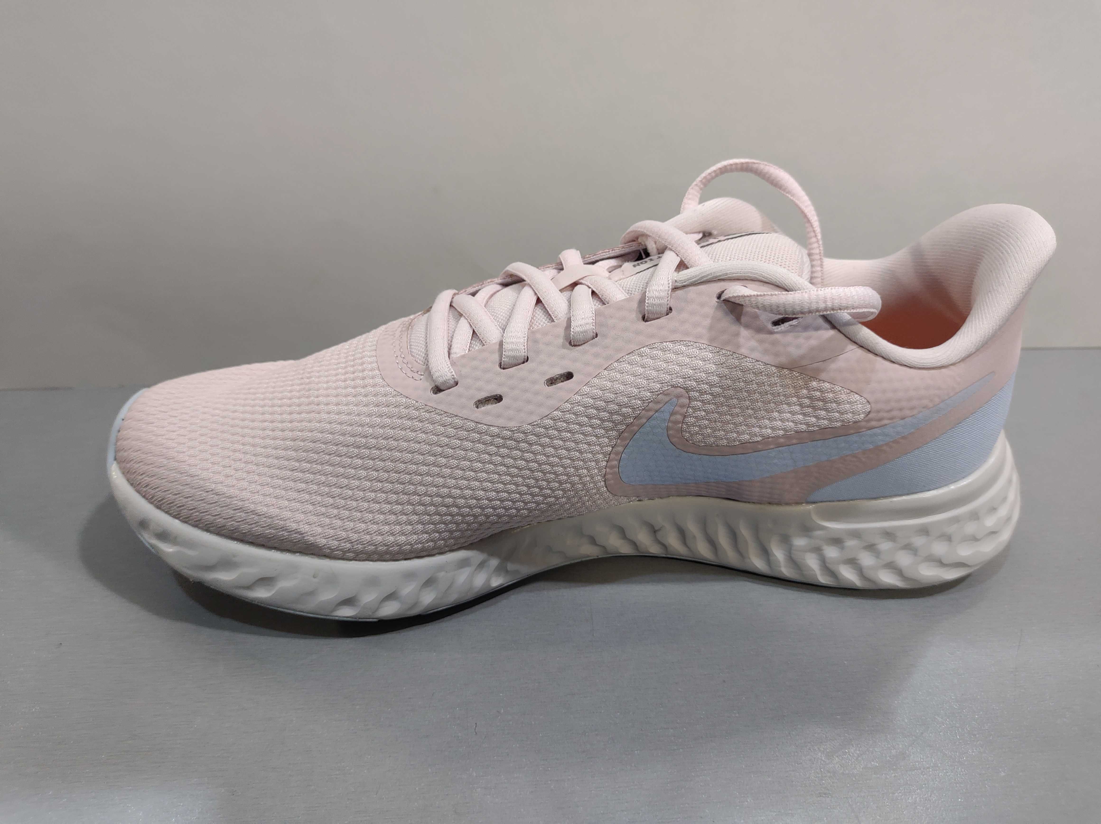 Nike Running N37,5,39,40 и N41.Дамски маратонки.Нови.Оригинал.