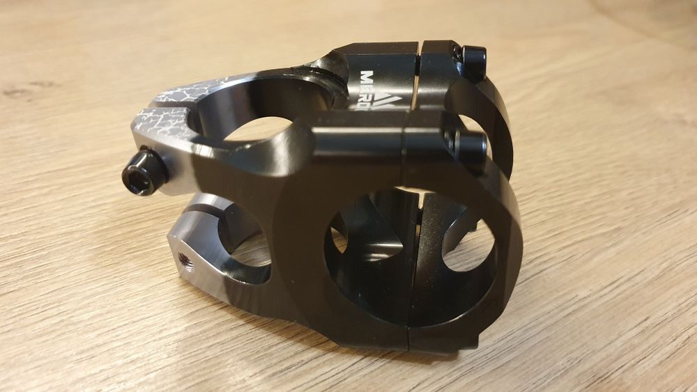 Лапа за велосипед 31.8  35 мм