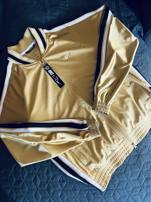 Златисто горнище Nike XS