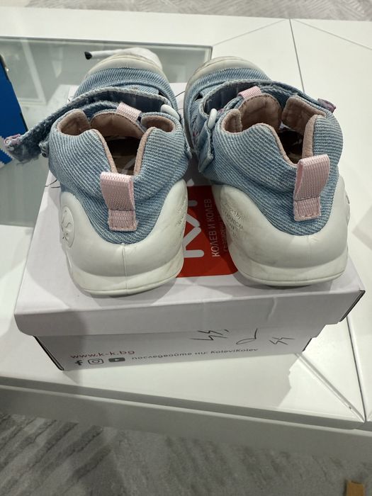 Продавам сандали biomecanics