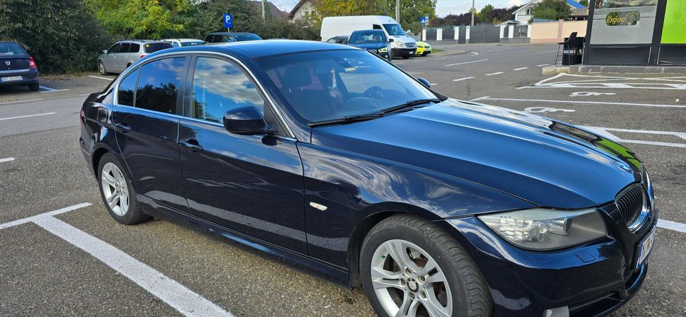 BMW 318 D E90 facelift