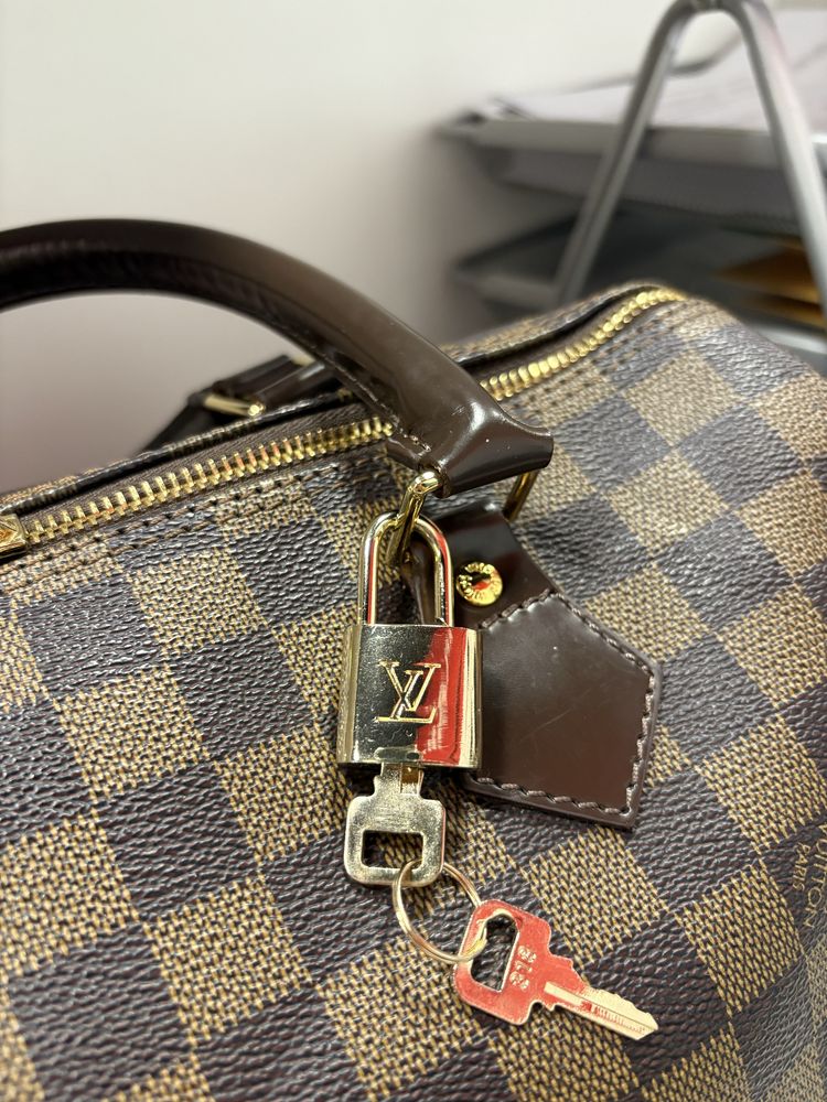 Чанта Louis Vuitton Damier Ebene Speedy Bandoulière 30 оригинална