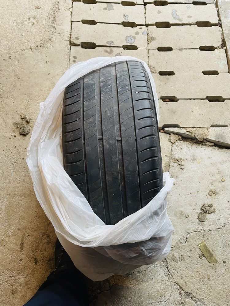 Anvelope de vara 235/50 R17