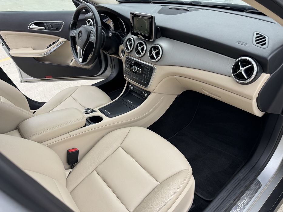 Mercedes GLA 200 CDI / 4Matic / Euro 6 / 2014 / Harman Kardon /