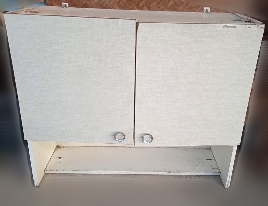 Кухонный гарнитур навесной шкаф