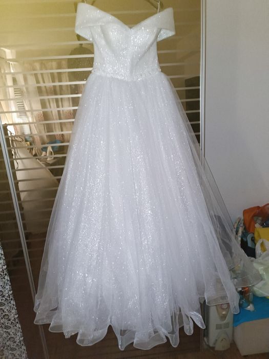 Rochie mireasă nouă mărime 42-44 pe corset