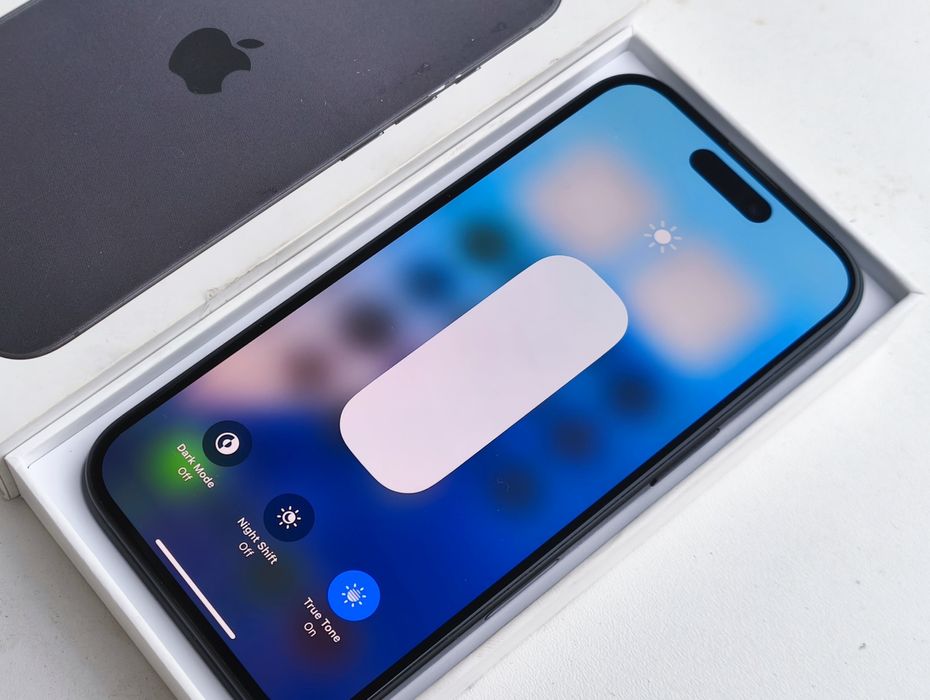 iPhone 16 128GB 1г. гаранция.