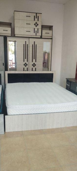 Спальни гарнитур камплек сотилади