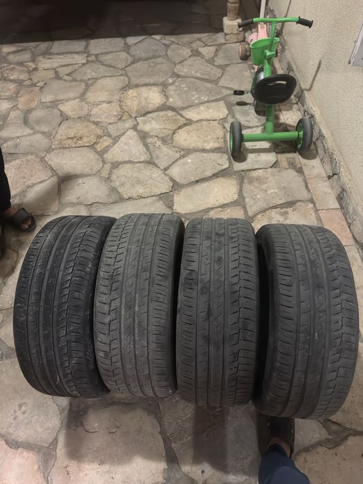 Балон R18 235/45