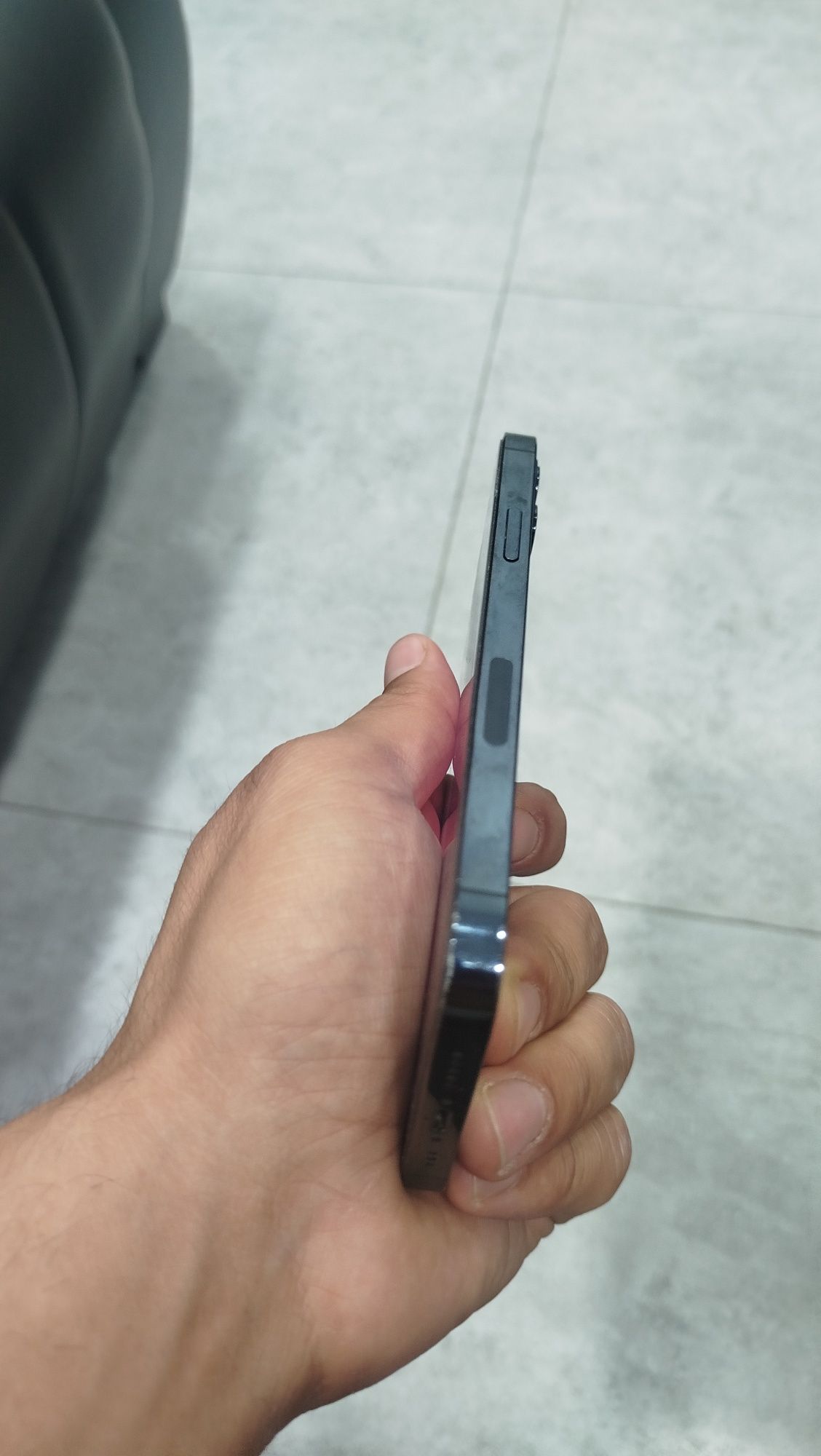 Iphone 12 pro blue
