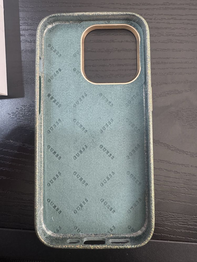 Кейс за iphone 15pro i 14 pro