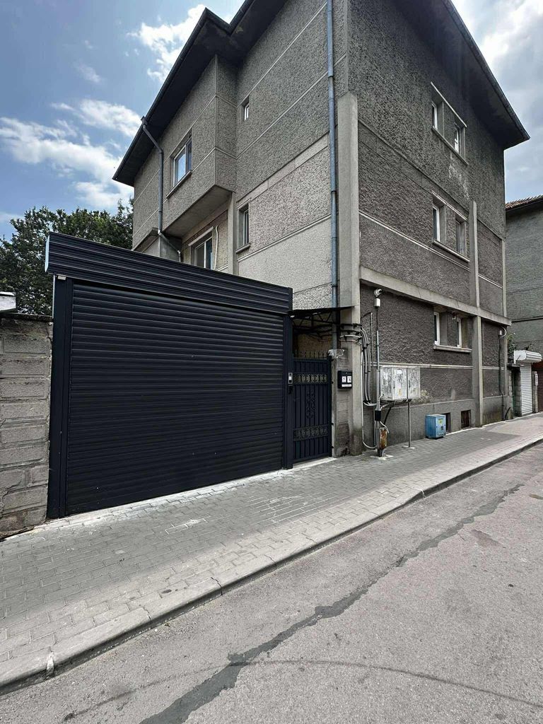 Дава се под наем Етаж от къща в Обзор - 120 кв.м за 1020 € - Снимка #16