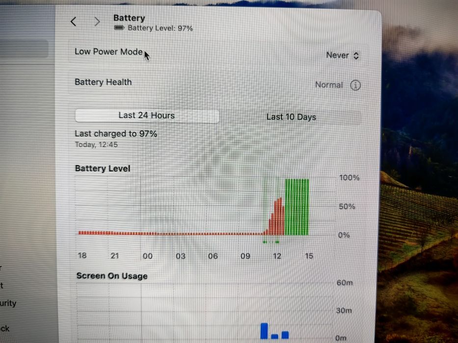 Хб! MacBook Air 2022 M2  13.6 Много добър