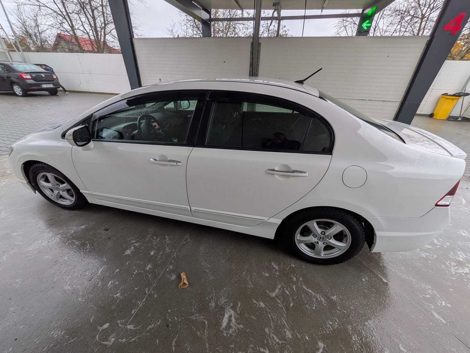 Honda Civic benzina hibrid de vanzare