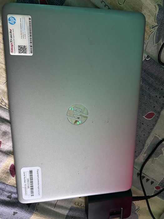 Laptop HP (placa video stricata cred?)