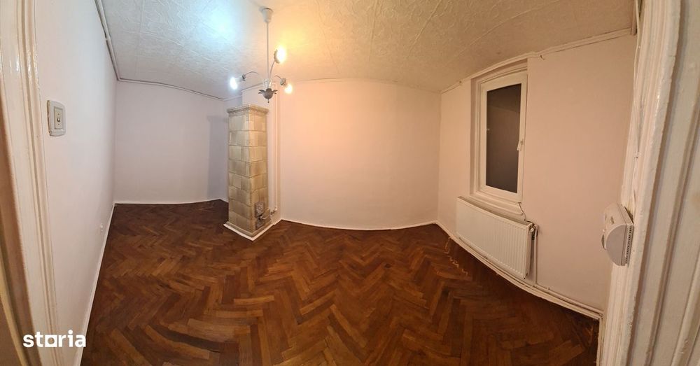 Casa Curte Ultracentral Piata Romana