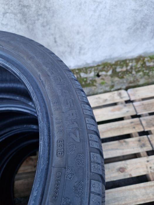 4anvelope iarna 225 45 17 Dunlop