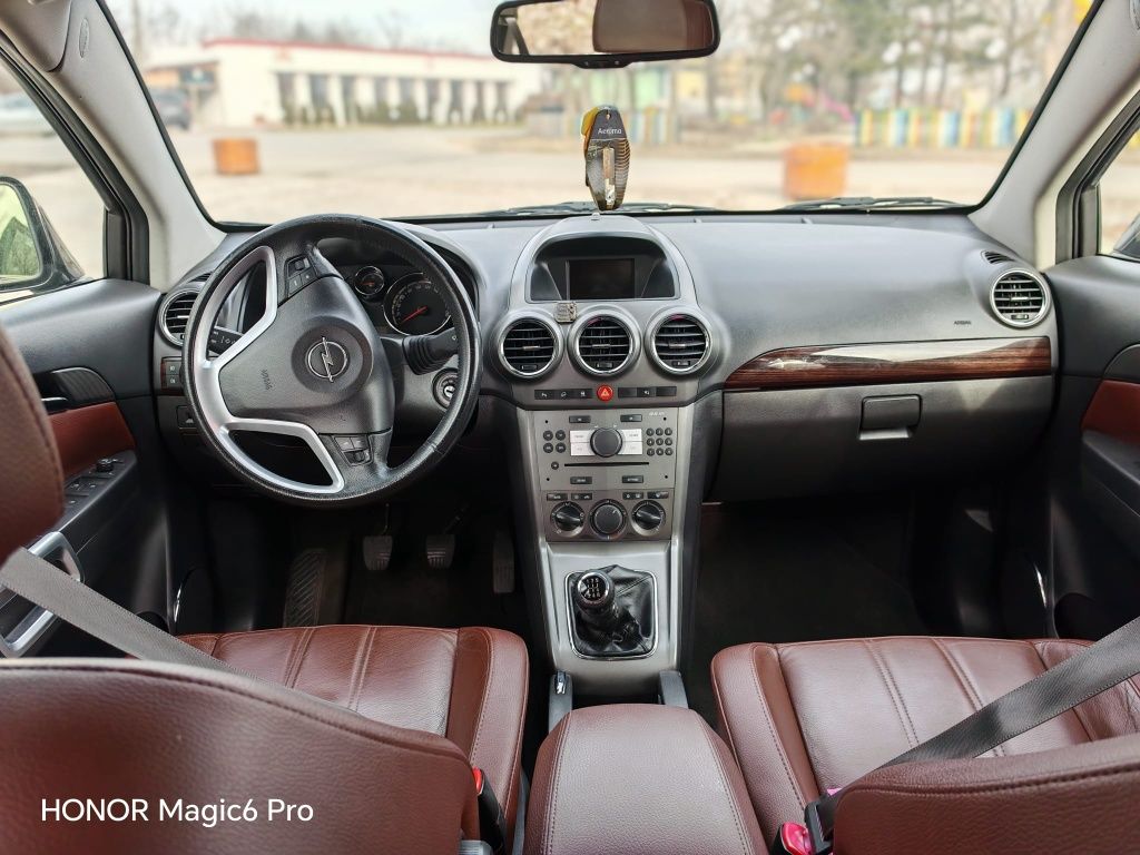 Opel Antara 4x4.