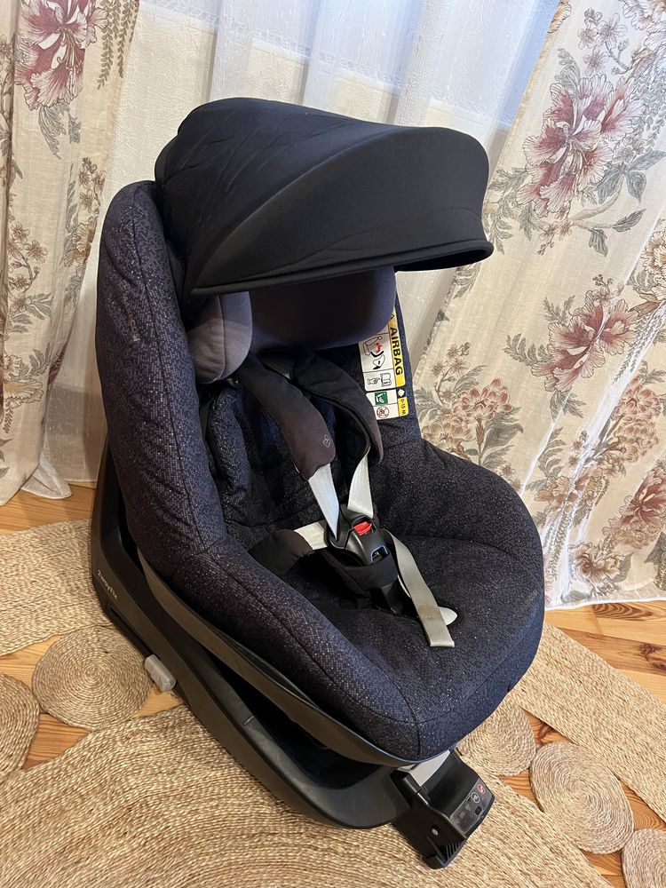 Scaun de copil Maxi Cosi, 2 wayPearl + baza family 2 wayFix + accesori