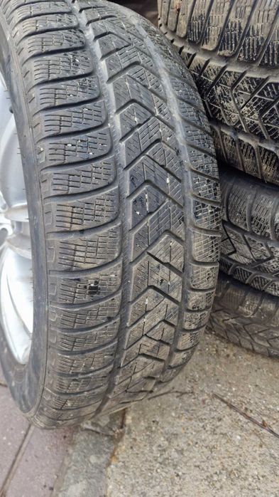 set 4 anvelope iarna Pirelli Scorpion 235/55 R18