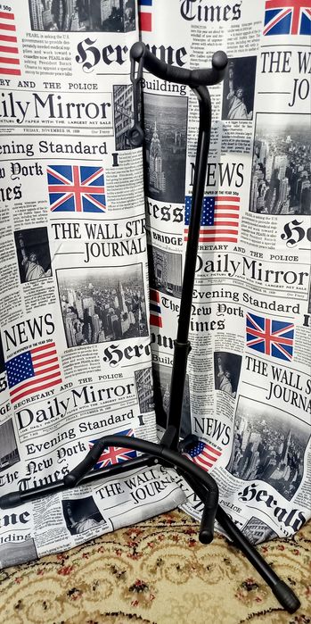 Стойка для гитары