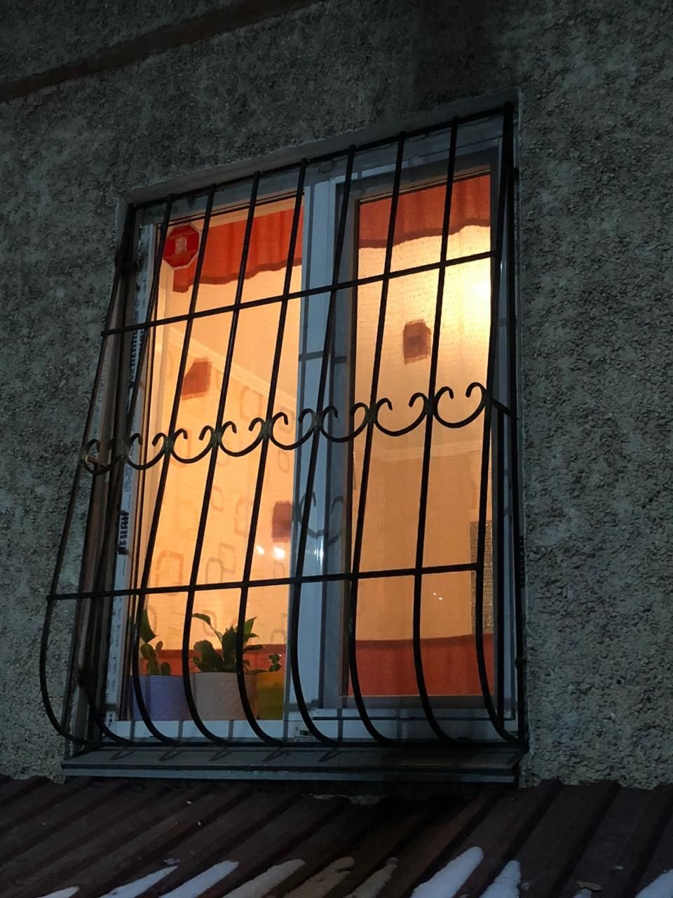 Решетки на окна Алматы Металлические решетки на окна