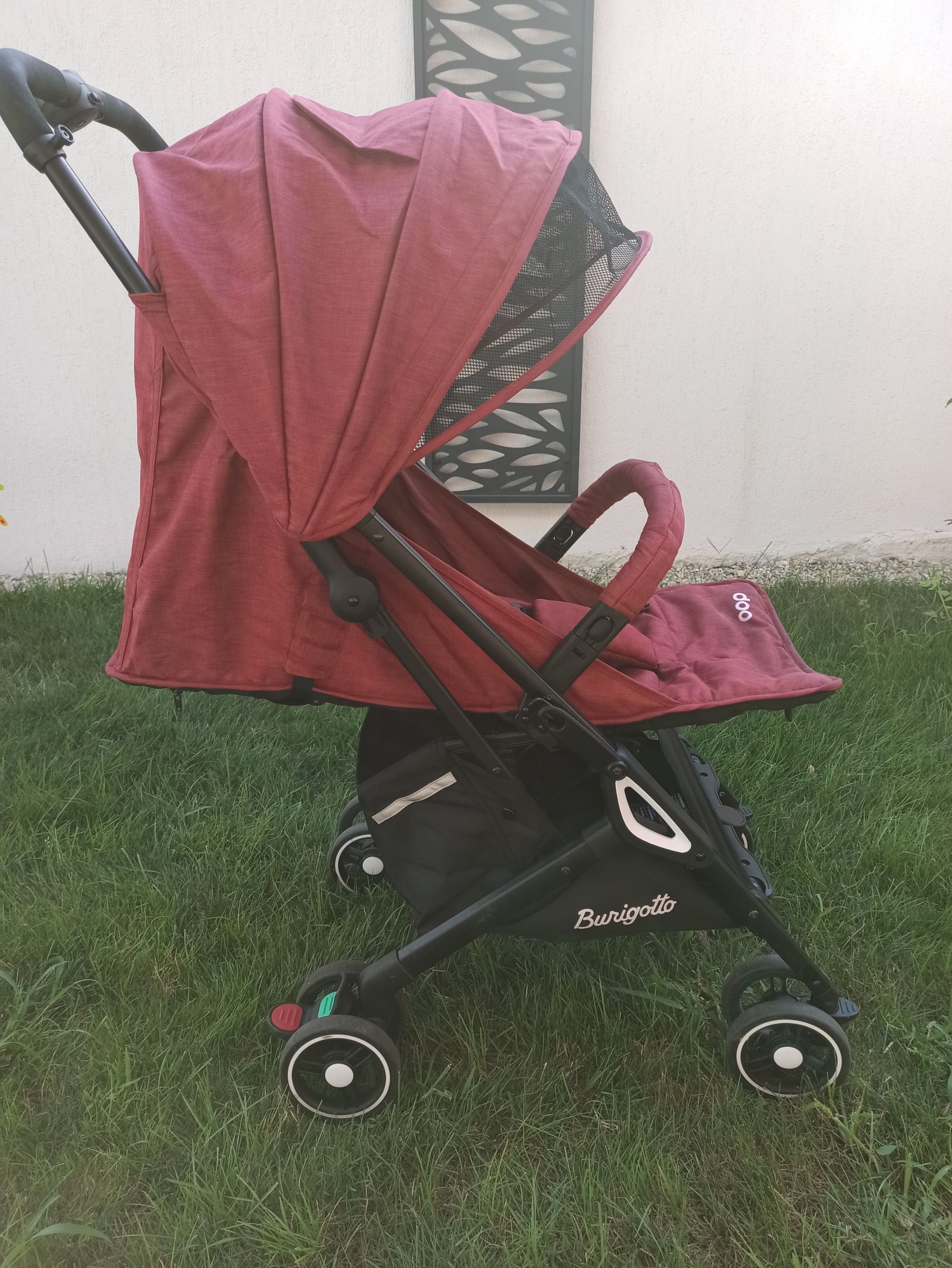 Vând căruț bebe Peg Perego în stare excelentă