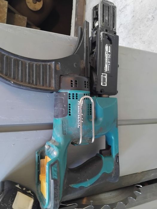 Vând filetanta makita în stare buna de funcționare