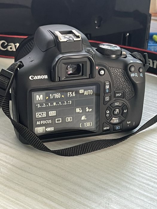 Canon eos 2000D