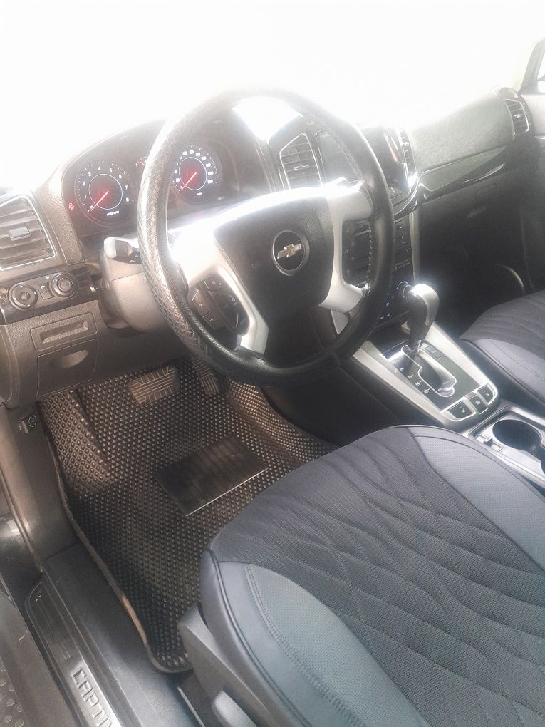 Captiva 2 2012 qora