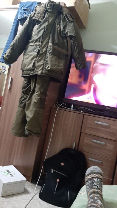 Продам зимний  костюм для рыбалки или охоты