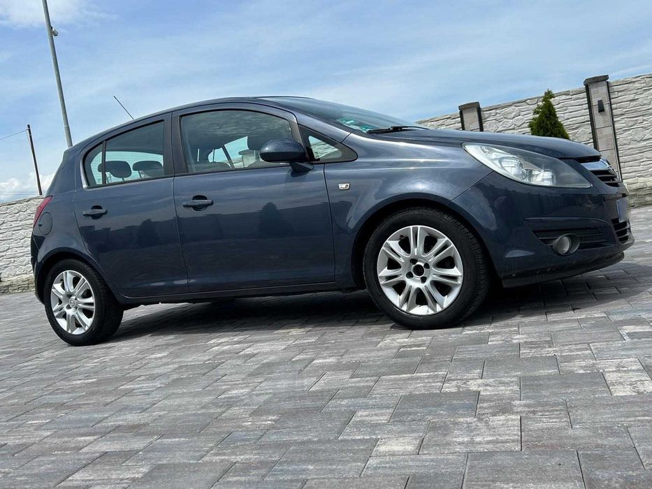 opel corsa 1.4 benzina  an 2009