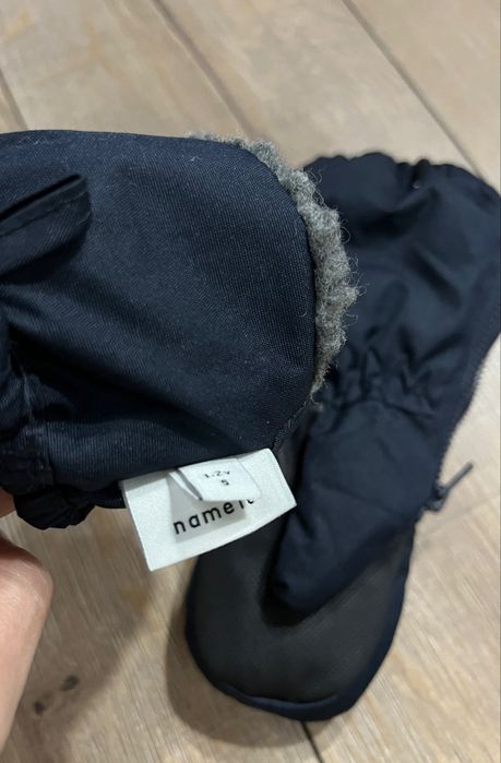 Варежки фирмы Name it