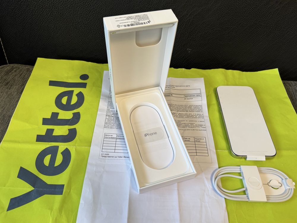 ЧИСТО НОВ 256GB iPhone 16 PRO MAX Гаранция от Yettel до 2028 White