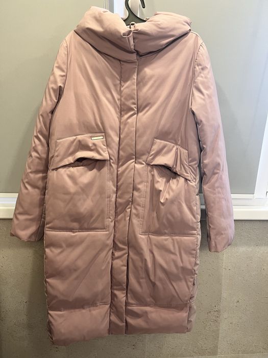 Пуховик зимний женский пудровый