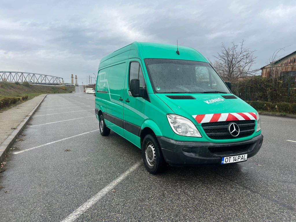 Vând Mercedes sprinter 313 cdi