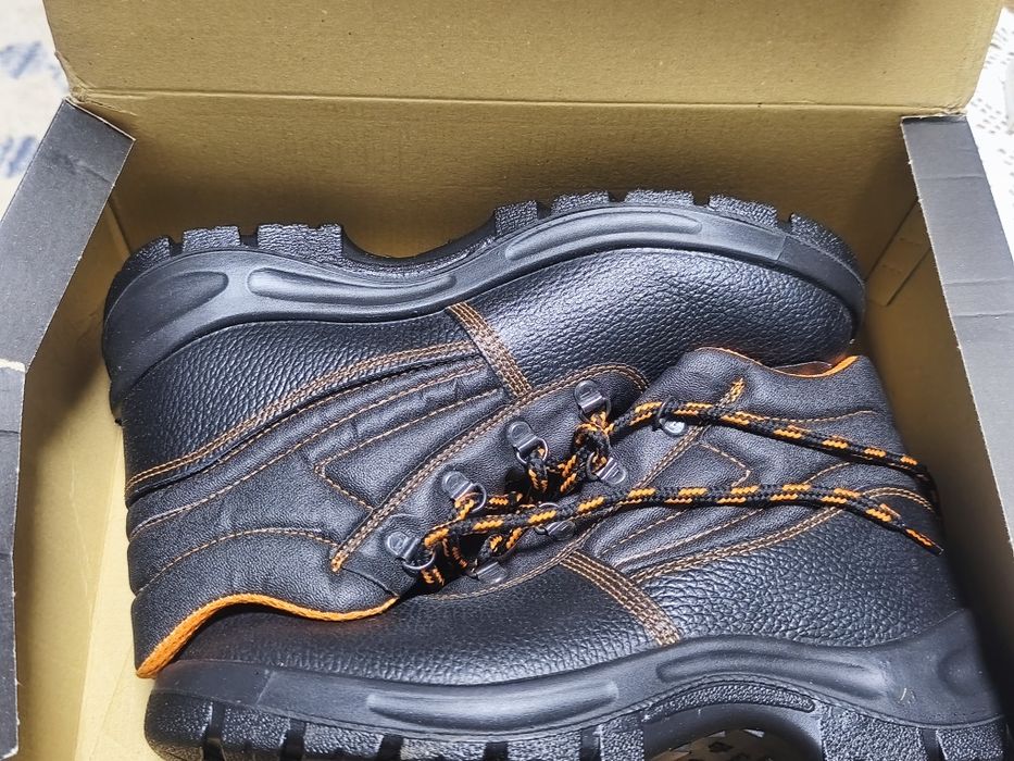 PANDA. Работно Обувки