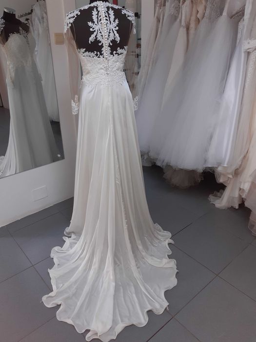 Vand rochie de mireasa