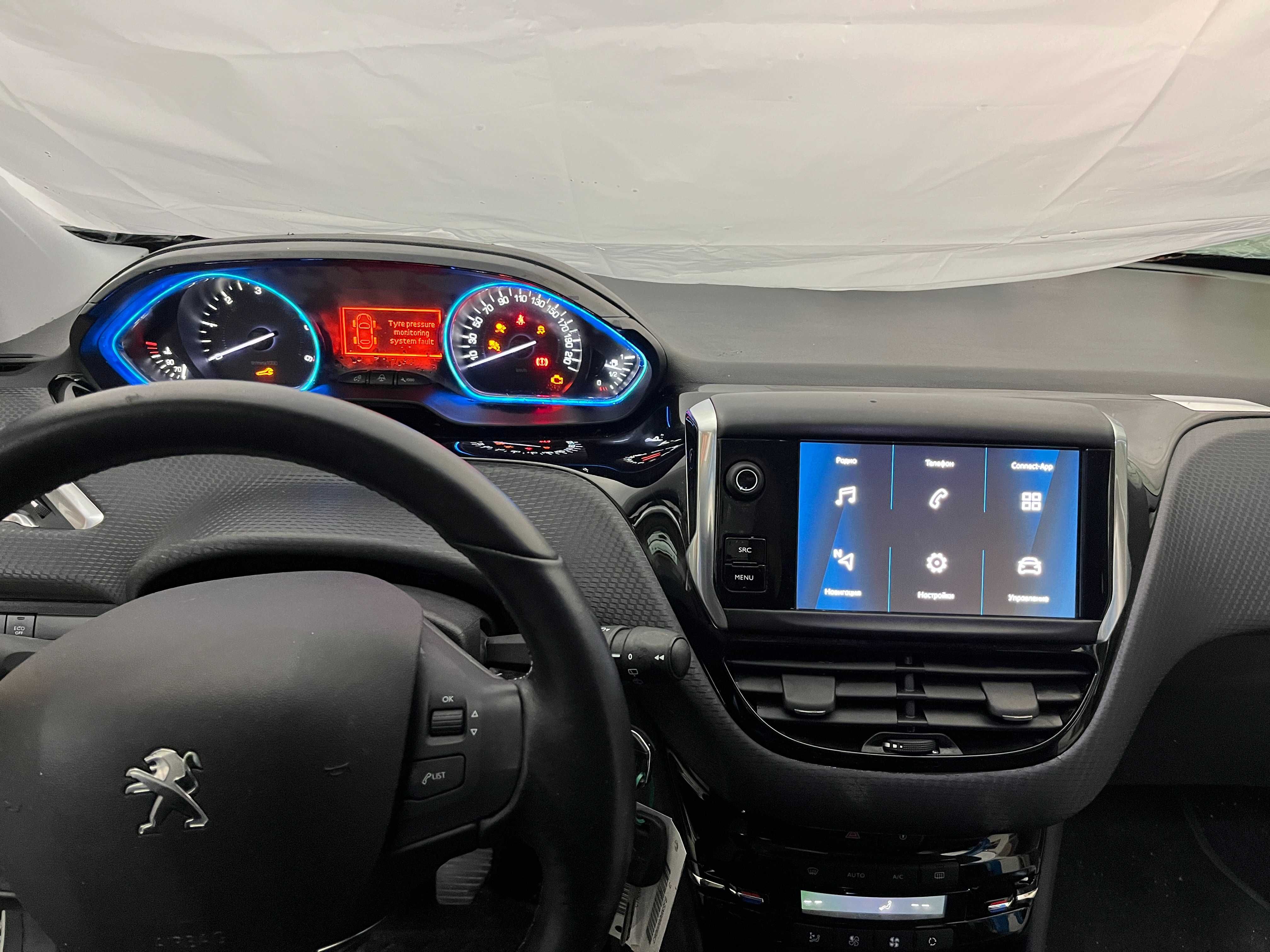 Peugeot Пежо 208 2008 ОРИГИНАЛНА навигация navigation carplay android