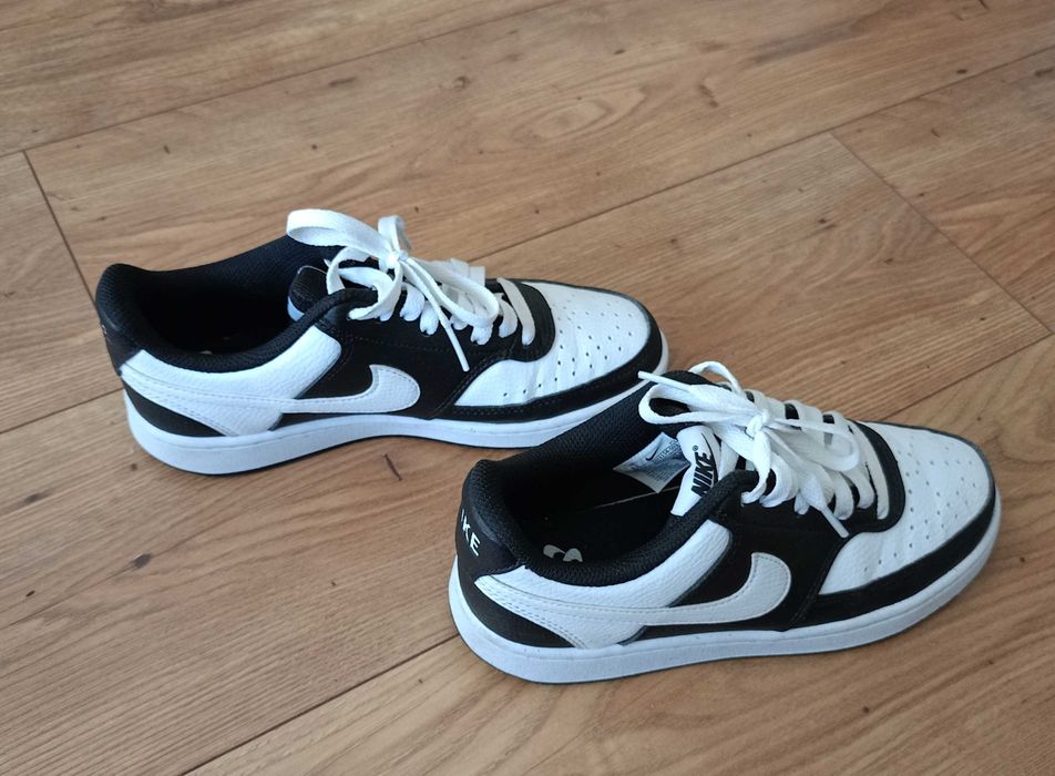 Nike
Сникърси Court Vision Lo