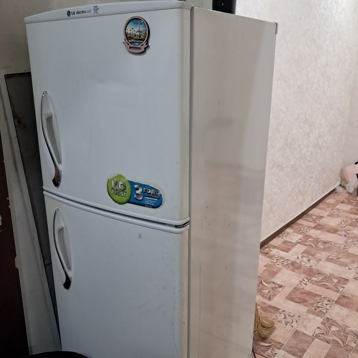 Холодильник на запчасти