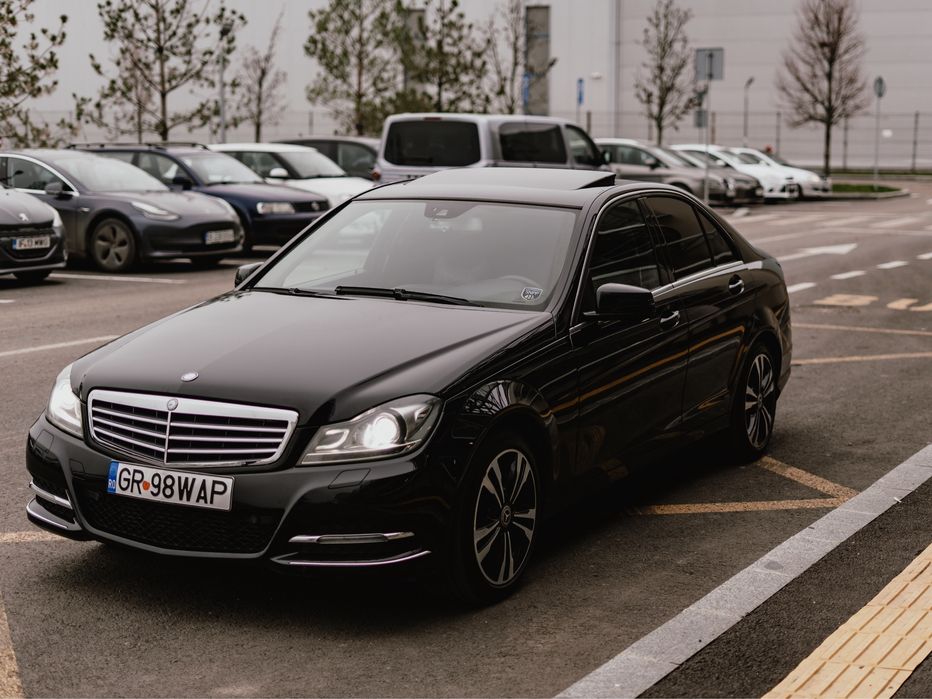 Mercedes C - class TRAPA 2012