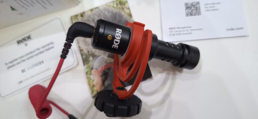 Продавам Микрофон RODE