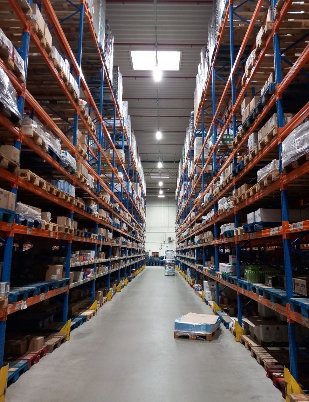 Rafturi metalice industriale