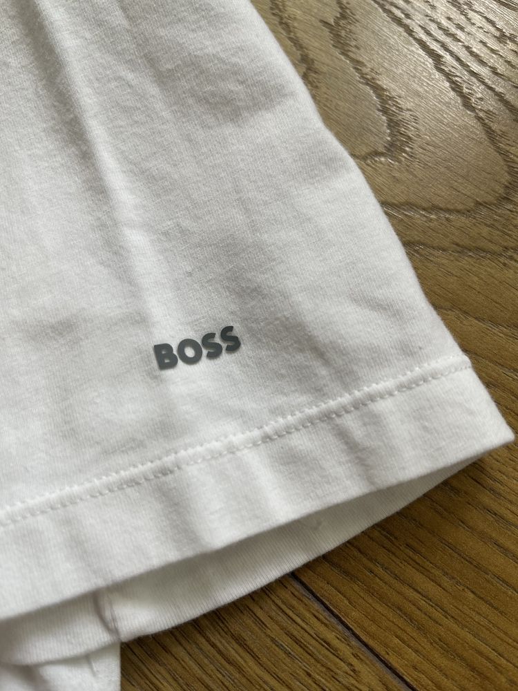 Hugo Boss : размер S / Оригинал