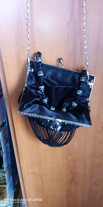 Gentuțept ocazii și cutii pt păstrat bijuterii