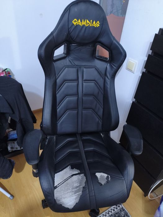 Scaun gaming Gamdias - negociabil